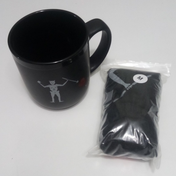 Black Rifle Coffee Company Women's Tank Top And 16 Oz. Mug Blackbeard Flag - Picture 7 of 7